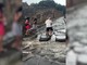 Acquazzone su Pompei, turisti usano le antiche strisce pedonali dei romani