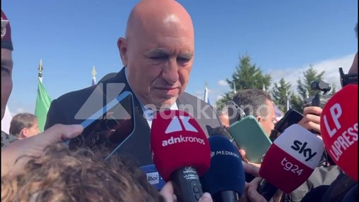 Libano, Crosetto: "Spingiamo per missione europea ma ci auguriamo Unifil prosegua" Libano, Crosetto: "Spingiamo per missione europea ma ci auguriamo Unifil prosegua"
