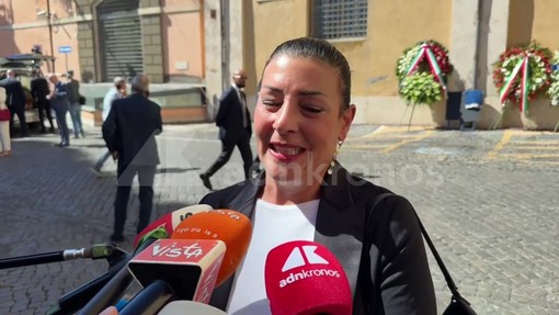 Funerali Emma Bonino, il ricordo della storica assistente: "Donna grandiosa ma semplice e immediata"- Video Funerali Emma Bonino, il ricordo della storica assistente: "Donna grandiosa ma semplice e immediata"- Video