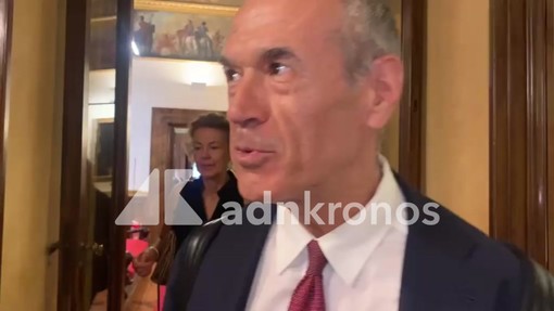 Milano, Cottarelli: "Io candidato? Nessuno mi ha fatto proposta ufficiale, al momento non ci penso"