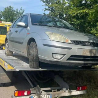 Magenta, Pontevecchio: rimossa l’auto rubata dal campo di granoturco. Finisce la beffa per l’agricoltore