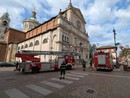 Magenta: suonano le ultime sirene per il Vigile del Fuoco Fabio di Fulco, commozione in basilica Magenta: suonano le ultime sirene per il Vigile del Fuoco Fabio di Fulco, commozione in basilica