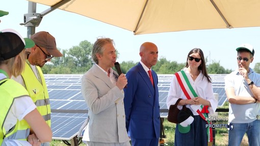 Energia: inaugurato a Poviglio l'impianto fotovoltaico di Viridis Energia Energia: inaugurato a Poviglio l'impianto fotovoltaico di Viridis Energia