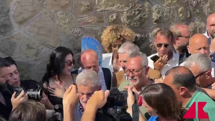 Alemanno esce da Rebibbia: "Io innocente condannato per reato abolito, rifarei tutto"
