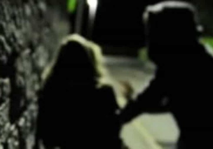 Violenza sessuale a Magenta? I Carabinieri perquisiscono l’abitazione di un 39enne