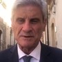 Sicilia, svastica con i tappetini fitness nella villa comunale di Militello Sicilia, svastica con i tappetini fitness nella villa comunale di Militello