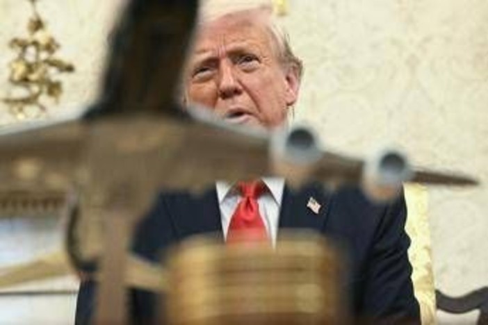 Dazi, portavoce Ue: &quot;Con Usa non è dialogo tra sordi&quot;. Trump attacca Cina: &quot;Vuole fregarci&quot;