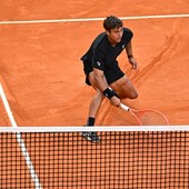 Cobolli ko in finale a Monaco, vince Shelton in due set
