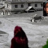 Alluvione in Nepal, l'italiano tratto in salvo: "In pullman a 20 metri dal disastro, un'onda gigantesca di fango e detriti, poi il boato" Alluvione in Nepal, l'italiano tratto in salvo: "In pullman a 20 metri dal disastro, un'onda gigantesca di fango e detriti, poi il boato"