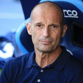 Napoli, tifosi furiosi con Allegri: "Troppo presto per dimettersi?"
