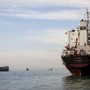Iran minaccia chiusura stretto di Hormuz, a rischio il 25% del petrolio mondiale