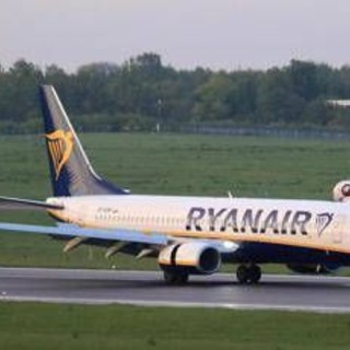 Forte turbolenza su volo Berlino-Milano, 9 feriti e atterraggio di emergenza
