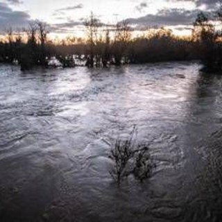 Emilia Romagna oggi in allerta meteo rossa, fiume Idice sorvegliato speciale