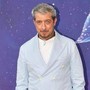 Paolo Ruffini in ritardo...e il volo 'lo aspetta', video su TikTok scatena polemiche