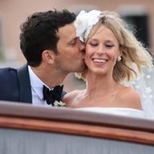 Pellegrini e Giunta, quarto anniversario di matrimonio: "Quante vite abbiamo vissuto?" Pellegrini e Giunta, quarto anniversario di matrimonio: "Quante vite abbiamo vissuto?"