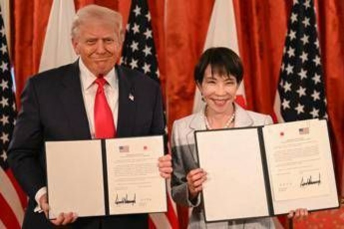 Trump in Giappone, siglato accordo sulle terre rare. La premier lo nomina per il Nobel Trump in Giappone, siglato accordo sulle terre rare. La premier lo nomina per il Nobel