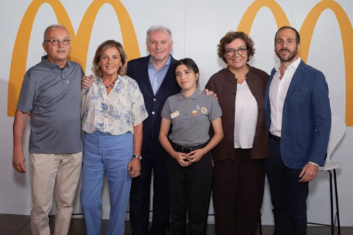 Inclusione e futuro, giovani rifugiati al lavoro nei ristoranti McDonald’s di Roma Inclusione e futuro, giovani rifugiati al lavoro nei ristoranti McDonald’s di Roma