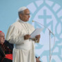 Papa “No all’illusione del riarmo, servono sforzi creativi per la pace”