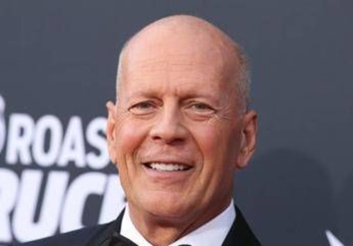 Bruce Willis, la moglie rivela: &quot;Il cervello lo sta abbandonando&quot;