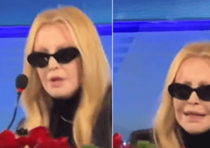 Sanremo 2026, Patty Pravo cade dalla sedia in conferenza stampa: cosa è successo Sanremo 2026, Patty Pravo cade dalla sedia in conferenza stampa: cosa è successo