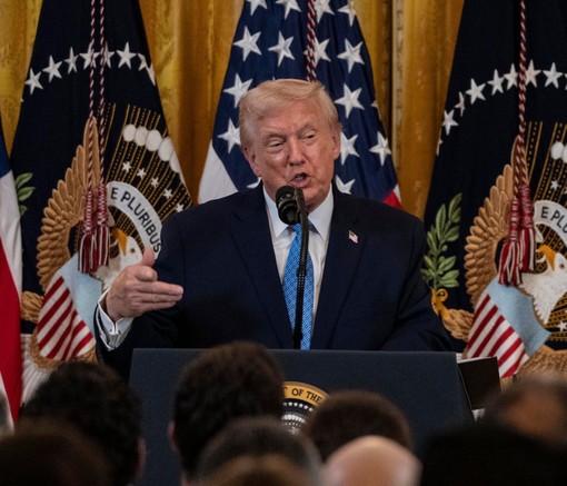 Trump “Gli Stati Uniti hanno catturato Maduro e la moglie” Trump “Gli Stati Uniti hanno catturato Maduro e la moglie”