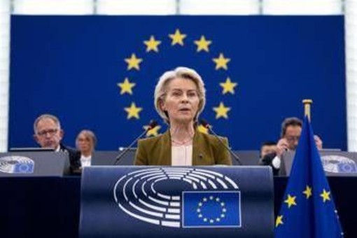 Ue, von der Leyen a Strasburgo invoca unità: &quot;Lunga vita all'Europa&quot;