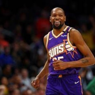 Durant e un maxi scambio in Nba: Kevin a Houston, Green e Brooks a Phoenix