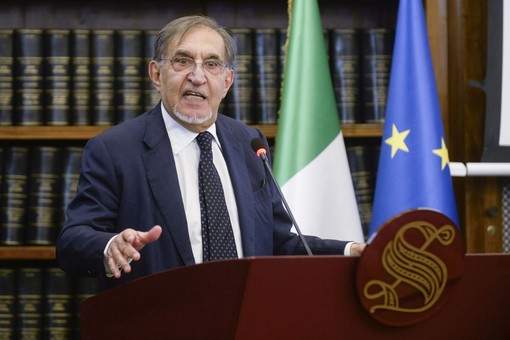 Difesa, La Russa “Sui fondi Safe no drammi ma normale procedura” Difesa, La Russa “Sui fondi Safe no drammi ma normale procedura”