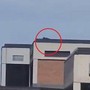 Kirk ucciso, ipotesi cecchino sul tetto: il video