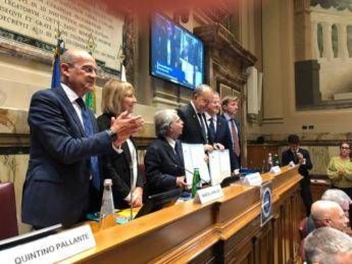 Regioni, Pallante (Consiglio Molise): "Futuro territori passa anche da collaborazione tra istituzioni" Regioni, Pallante (Consiglio Molise): "Futuro territori passa anche da collaborazione tra istituzioni"