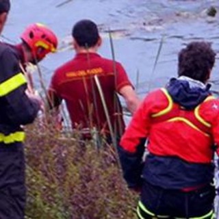Sorelle scomparse, ricerche nel lago di Barrea Sorelle scomparse, ricerche nel lago di Barrea