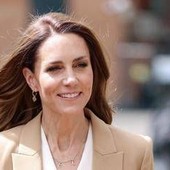 Principessa Kate Middleton a sorpresa nell'ospedale dove curò cancro, ringrazia medici e incontra pazienti