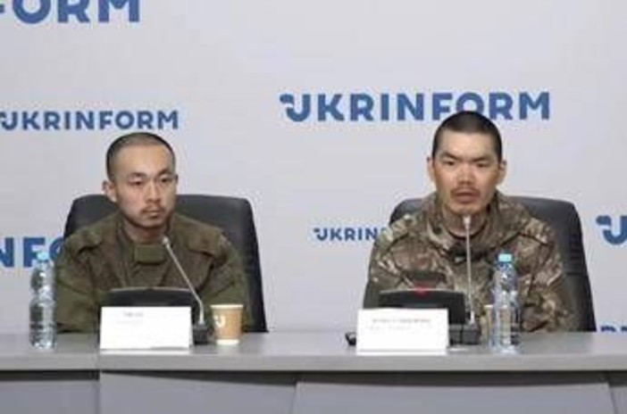 &quot;Russia ci ha mentito&quot;: il racconto dei soldati cinesi catturati da Kiev in Ucraina