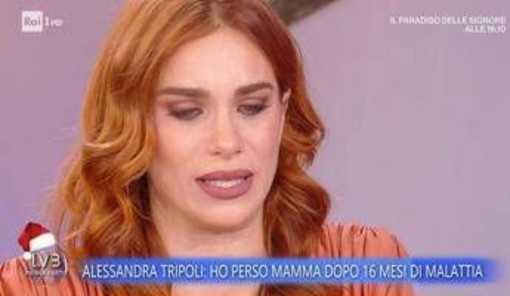 La volta buona, Alessandra Tripoli: "Mamma è morta dopo 16 mesi di malattia" La volta buona, Alessandra Tripoli: "Mamma è morta dopo 16 mesi di malattia"