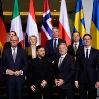 Ucraina, Meloni a Berlino con i leader europei: "Una forza multinazionale per Kiev" Ucraina, Meloni a Berlino con i leader europei: "Una forza multinazionale per Kiev"