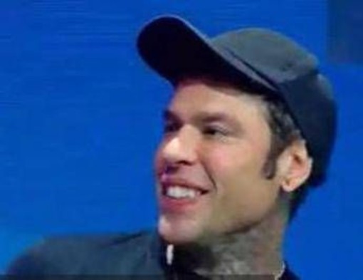 Forza Italia, Fedez: &quot;Mai sottratto a confronto con idee diverse dalle mie&quot;