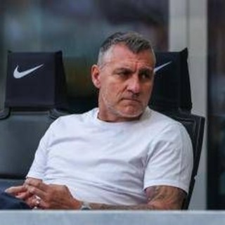Christian Vieri si prepara al padel... tra manicure e palestra