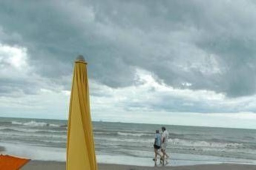 Meteo, doppia svolta in arrivo: maltempo, fresco e poi nuovo caldo africano sull’Italia Meteo, doppia svolta in arrivo: maltempo, fresco e poi nuovo caldo africano sull’Italia