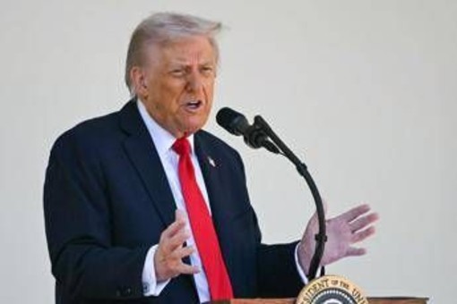 Trump: &quot;Washington e Lincoln non sono meglio di me&quot;