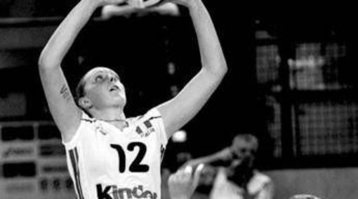 Pallavolo, è morta l'ex Scandicci Stefania Corna: aveva 35 anni Pallavolo, è morta l'ex Scandicci Stefania Corna: aveva 35 anni