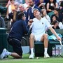 Sinner e l'infortunio a Wimbledon, gli esami e le condizioni