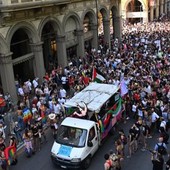 Pride Bologna, media Tel Aviv: "Israeliani spintonati, anche donna incinta"