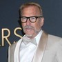 Kevin Costner, &quot;scena di stupro non prevista sul set&quot;: una stunt lo denuncia
