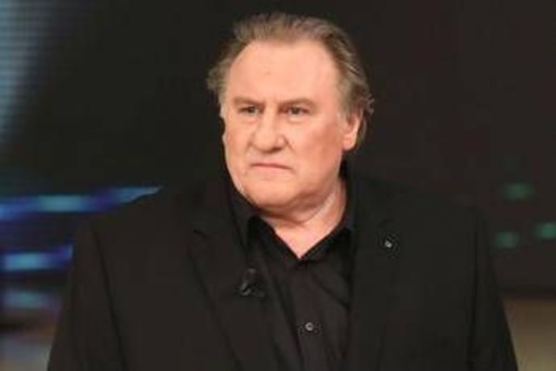 Depardieu rinviato a giudizio per stupro sull'attrice Charlotte Arnould