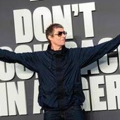 Liam Gallagher difende il Manchester City: "Gli altri corrotti, noi pronti a morire sulla croce come Gesù"