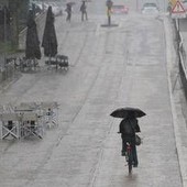 Allerta meteo gialla per temporali martedì 18 agosto: la mappa delle 7 regioni a rischio maltempo