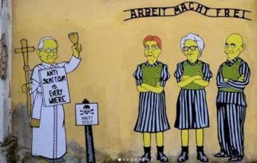 Scritta 'genocidio' e baffi alla Hitler, vandalizzato murale con Segre, Bruck e Sami Modiano