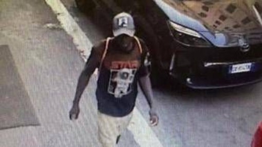 Violentata nel parco a Roma, fermato l'aggressore: &quot;Ero drogato&quot;