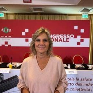 Tumori, Fabi (Aiom): &quot;Cancro seno malattia sociale, serve supporto psicologico&quot;
