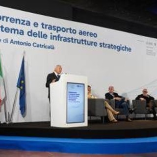 Trasporto aereo, G. Letta: "Metodo Catricalà esempio per istituzioni e sviluppo paese" Trasporto aereo, G. Letta: "Metodo Catricalà esempio per istituzioni e sviluppo paese"